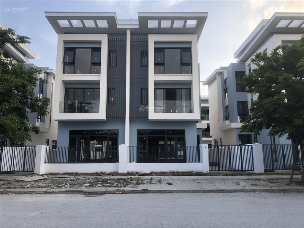 Bán biệt thự an quý villa. diện tích 198m2. đường trước nhà rộng 23m.  0983 983 ***