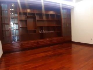 Bán bt khu lão thành cách mạng trần kim xuyến. dt 400m2 x 4t, mt 25m. giá 158 tỷ.
