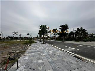 Chính chủ bán nhanh lô a mặt đường đôi cổng chính dự án việt hưng. giá 3,1 tỷ. sẵn sổ công chứng