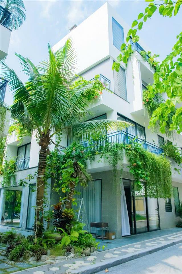 Bán villa góc flamingo đại lải, 2 mặt tiền, nội thất tâm huyết, nghỉ dưỡng hoàn hảo,143m, 10.5tỷ
