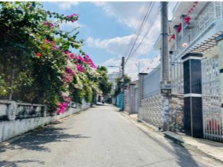 Bán đất p. chánh mỹ thủ dầu một bình dương gần chợ. dt 10x33m thổ cư 72m2, nhựa 6m giá 5,5 tỷ