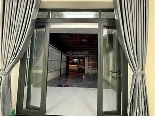 Chỉ 2.3 tỷ có nhà kiên cố, full tiện nghi, tặng máy lạnh vị trí đắc địa nguyễn chí thanh, f.tân an