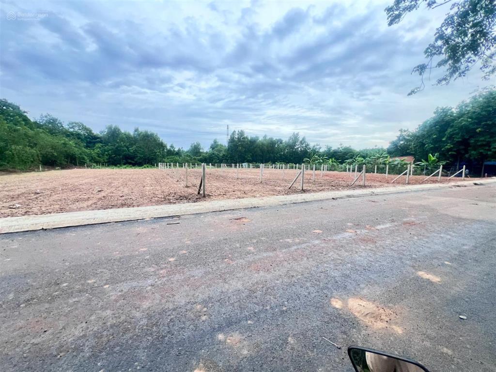 Chính chủ bán lô 5x40m ngay an điền, bến cát gần cầu thới an, sổ sẵn, giá tốt có hỗ trợ vay nh