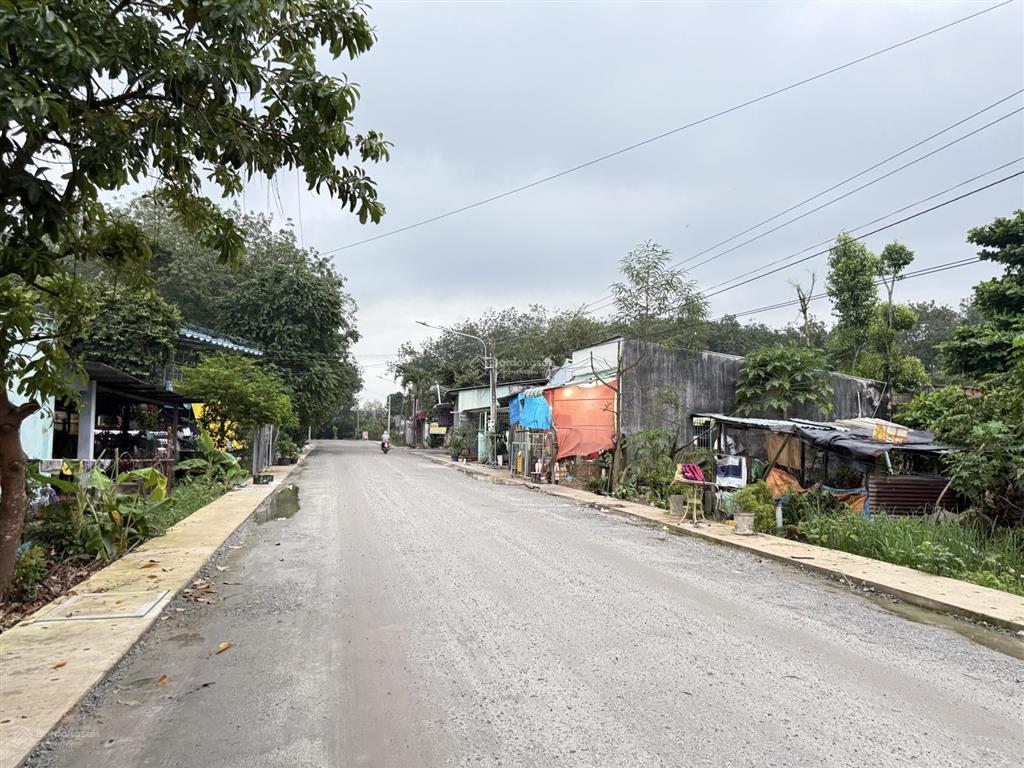 Bán đất mặt tiền kinh doanh phường phú an (bến cát cũ) gần trường thcs tây nam, dt 276m2 tc 100m2