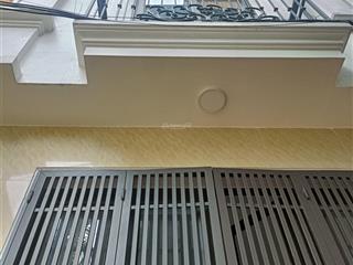 Bán nhà 4 tầng dt 37 m.thổ cư sổ đỏ. áp sát đường ô tô. la phù xã an khánh. gần đường vành đai 4.