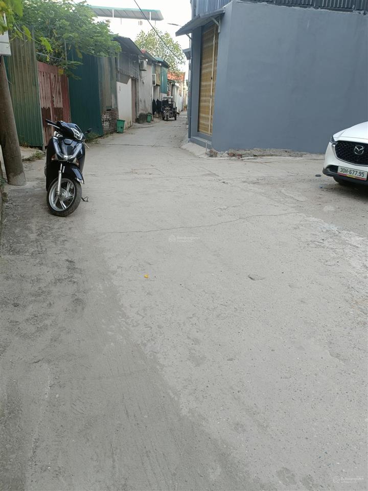 Cần bán 50m2 đất thổ cư. đường ôtô, mt 4m, hậu 4 m. tại la phù xã an khánh. áp sát khu đt lê t.tấn