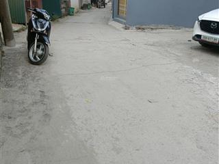 Cần bán 50m2 đất thổ cư. đường ôtô, mt 4m, hậu 4 m. tại la phù xã an khánh. áp sát khu đt lê t.tấn