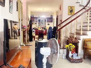 Biệt thự 209m2, 2 tầng gần đường thống nhất, chợ xóm mới