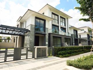Biệt thự sân vườn khu khép kín ven sông quận 2 diện tích 14x20m, 1 trệt 2 lầu
