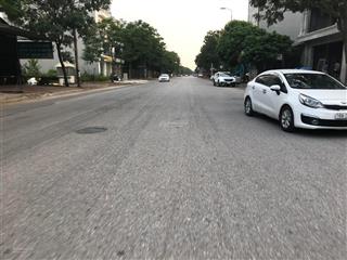 Bán 160m2 đất trục 24m kinh doanh kđt hà phong, mặt tiền 8m, giá bán 17.6 tỷ