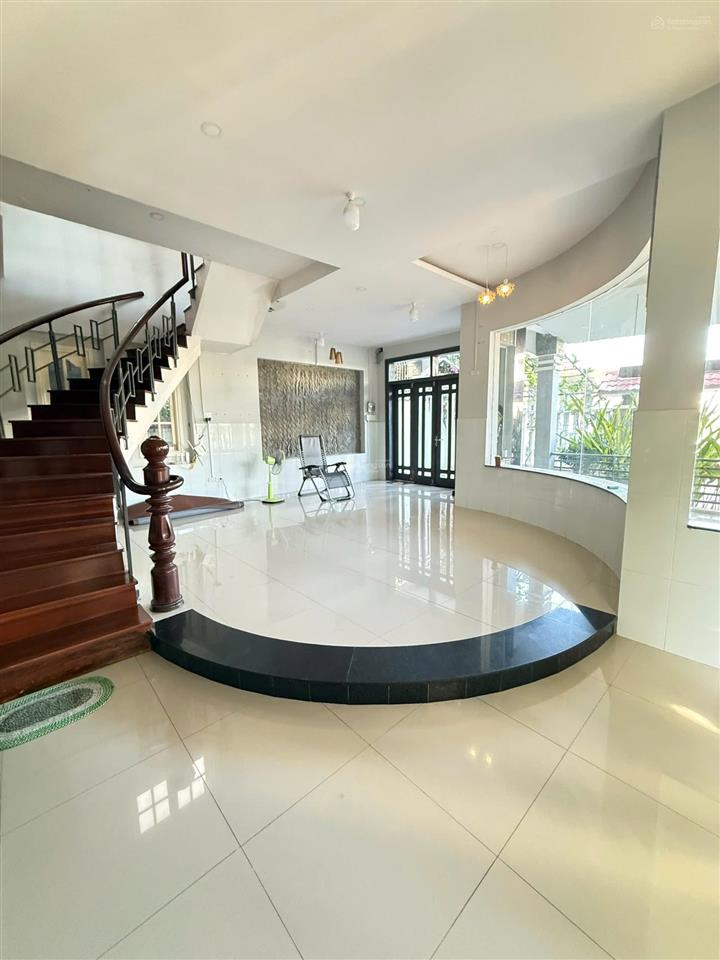 Căn biệt thự góc 2mt, ngang 12m vị trí trung tâm kđt vĩnh điềm trung cách biển 3km chỉ 63tr/m2