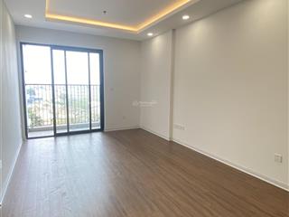 Gia đình cần bán căn 2pn , 2wc diện tích 75m2 chung cư bình minh garden  93 đức giang, long biên