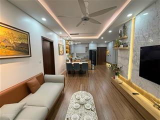 Chính chủ cần bán căn góc 3pn hướng đông nam  full nội thất  sẵn sổ đỏ sang tên