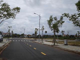 Đất nền khu đô thị hoàng gia thanh hà, thấp hơn thị trường 100 triệu, đường rộng 15m5