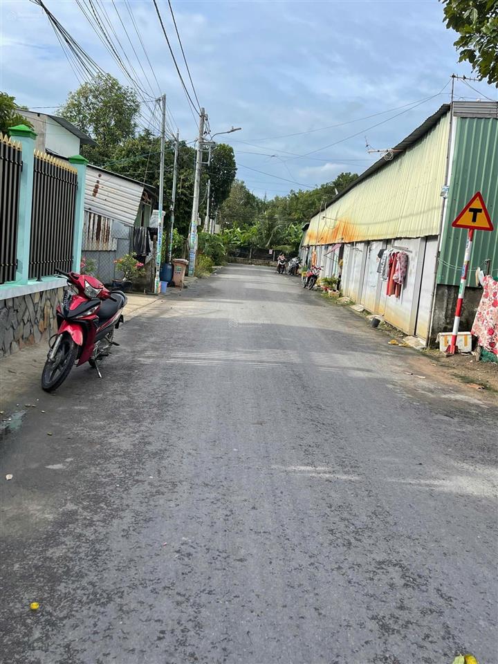 Bán đất hòa lợi kế chợ nhật huy, dt 5*50m, thổ cư 80m  giá 1 tỷ 650 triệu