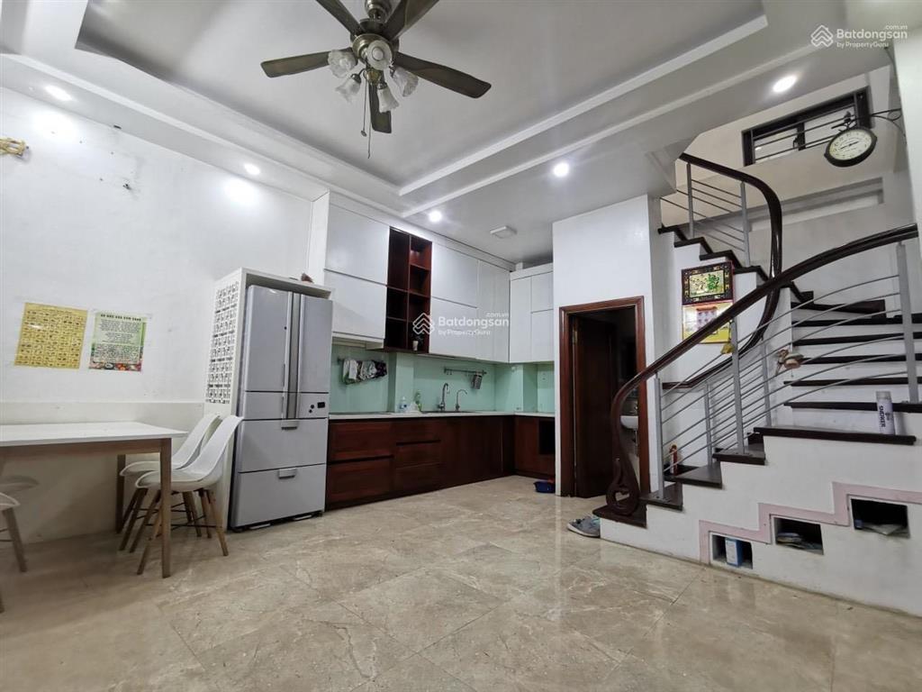 Cho thuê căn liền kề biệt thự ngay trịnh văn bô, xuân phương, thang máy, nhà mới