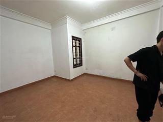 Cho thuê 2 căn liền kề trần hữu dực 4 tầng oto đỗ full điều hoà