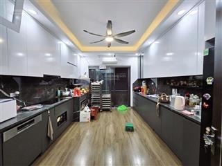 Bán nhà yên hòa, ngõ nông, gần ô tô, dân xây chắc chắn, ngay sát trường học, 33m2, giá 7 tỷ
