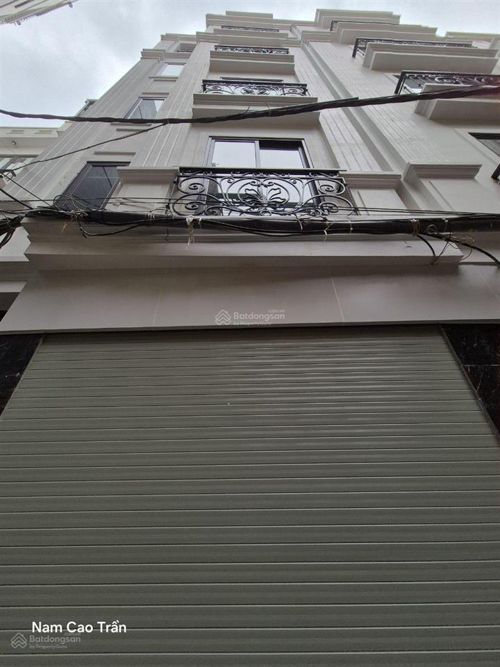 Bán nhà hồ tùng mậu xây chắc chắn, bề thế, sẵn nội thất, ở luôn, 39m2 x5t, 7.5 tỷ