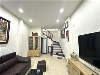 Bán nhà phú mỹ  ngõ 2.5m, 30m ra ô tô tránh, gần hồ  gần trường học, 40m2, giá 8.3 tỷ