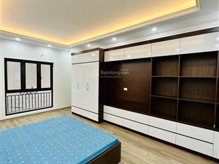 Bán nhà mễ trì  ô tô đỗ cổng, dân xây, 42m2 x5t, 6pn, mua ở hoặc cho thuê giữ tiền, nhỉnh 8 tỷ