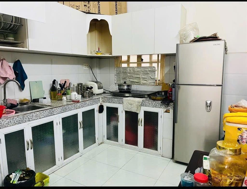 Bán nhà mặt tiền q12 , 4x25 , 2 tầng , đang cho thuê . gần gò vấp , nhỉnh 6tỷ