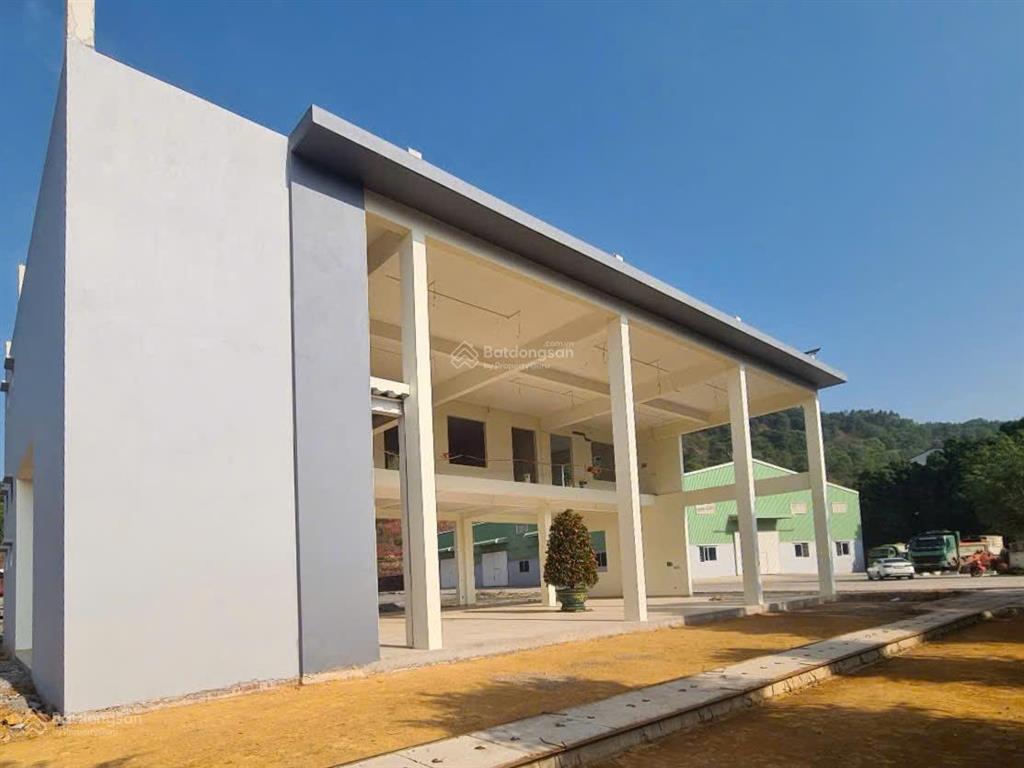 Cho thuê nhà xưởng kcn nghi sơn diện tích 10.000m2 mặt tiền 100m xe container vào tận nơi