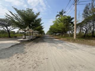 Daresco  khách ngợp bank gửi 1 nền 100m2 trục 36m, em cam kết không có lô nào rẽ hơn.