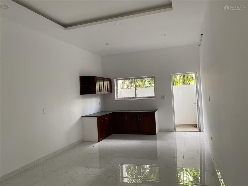 Bán căn nhà 4pn  97m2  full nội thất, ngay làng đại học quốc gia hcm, cho thuê được ngay