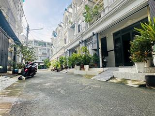 Còn xót 1 siêu phẩm 6,2x13,5m xây 4 tầng, đường 6m oto trong nhà. sát q7 giá chỉ 7,39 tỷ tl