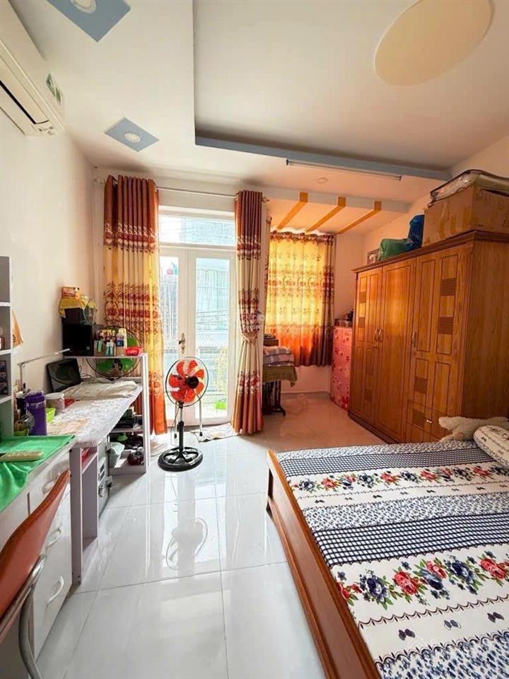 Bán gấp nhà 3 tầng 4x14m, mặt tiền hẻm xe hơi huỳnh tấn phát, kinh doanh buôn bán, 6.5 tỷ,gần kho b