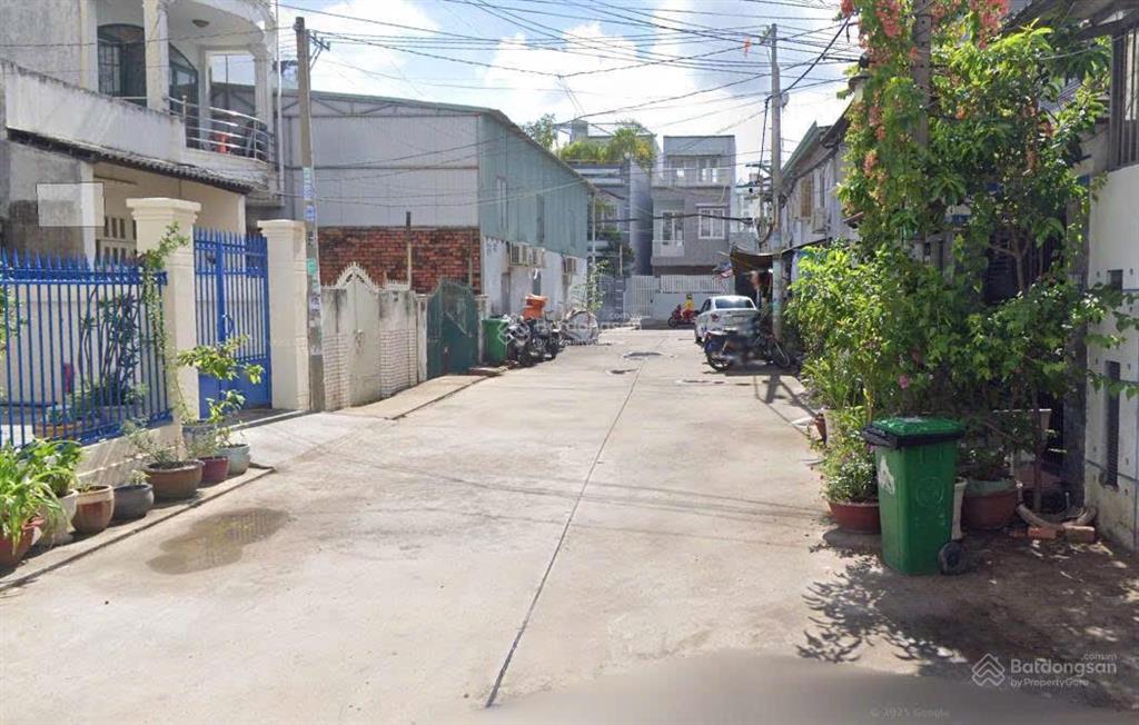 Hót! mua đất tặng nhà 4x16m, giá chỉ 7.1 tỷ, hẻm xe hơi 8m gò ô môi quận 7