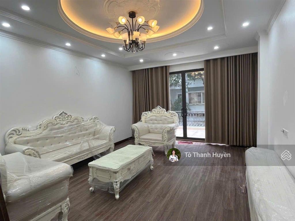 Gấp. bán lk 90m2gấp. bán lk 90m2, 21.9 tỷ tại kđt văn phú, hà đông, hà nội. full nội thất thang máy