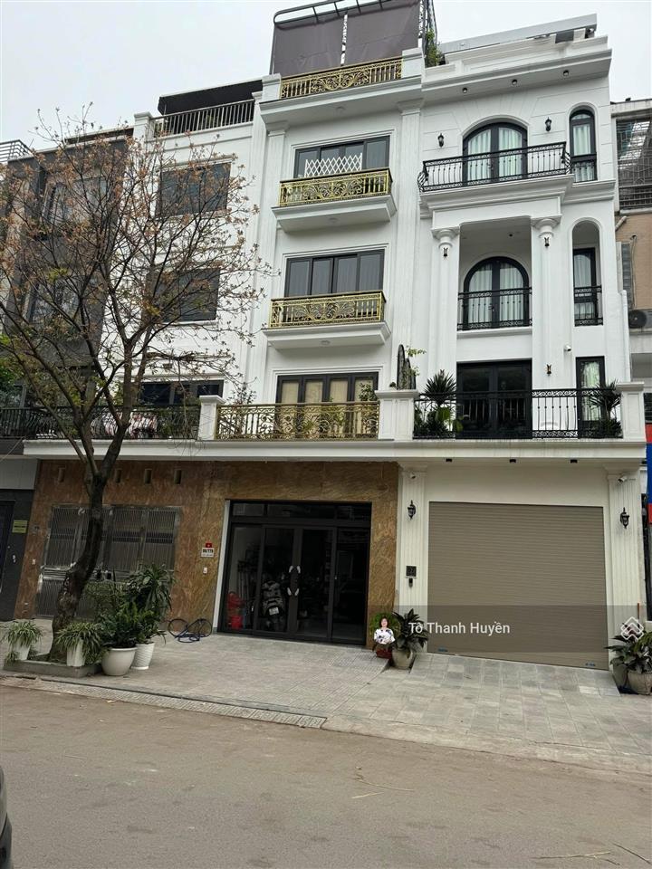 Gấp. bán lk 90m2gấp. bán lk 90m2, 21.9 tỷ tại kđt văn phú, hà đông, hà nội. full nội thất thang máy