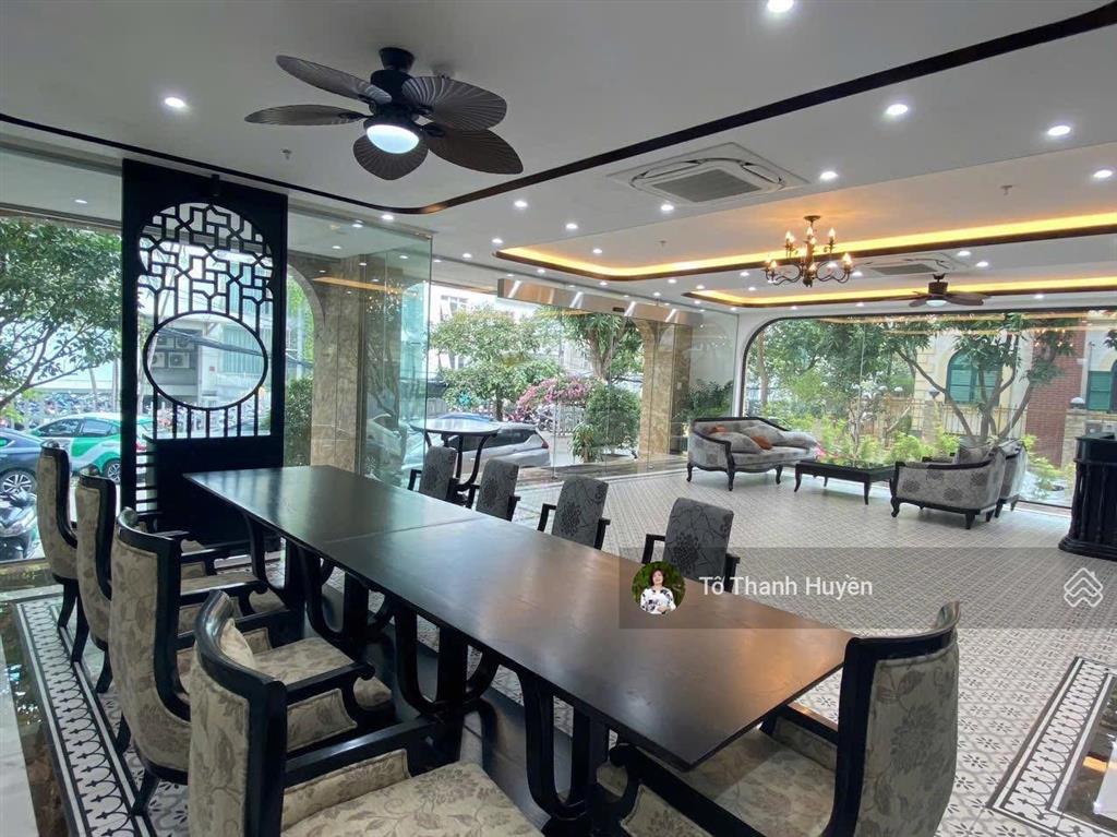 Hiếm nhà bán. nhà phố văn khê văn phú hà đông trục đường 42m diện tích 100m2x5 tầng giá nhỉnh 28 tỷ