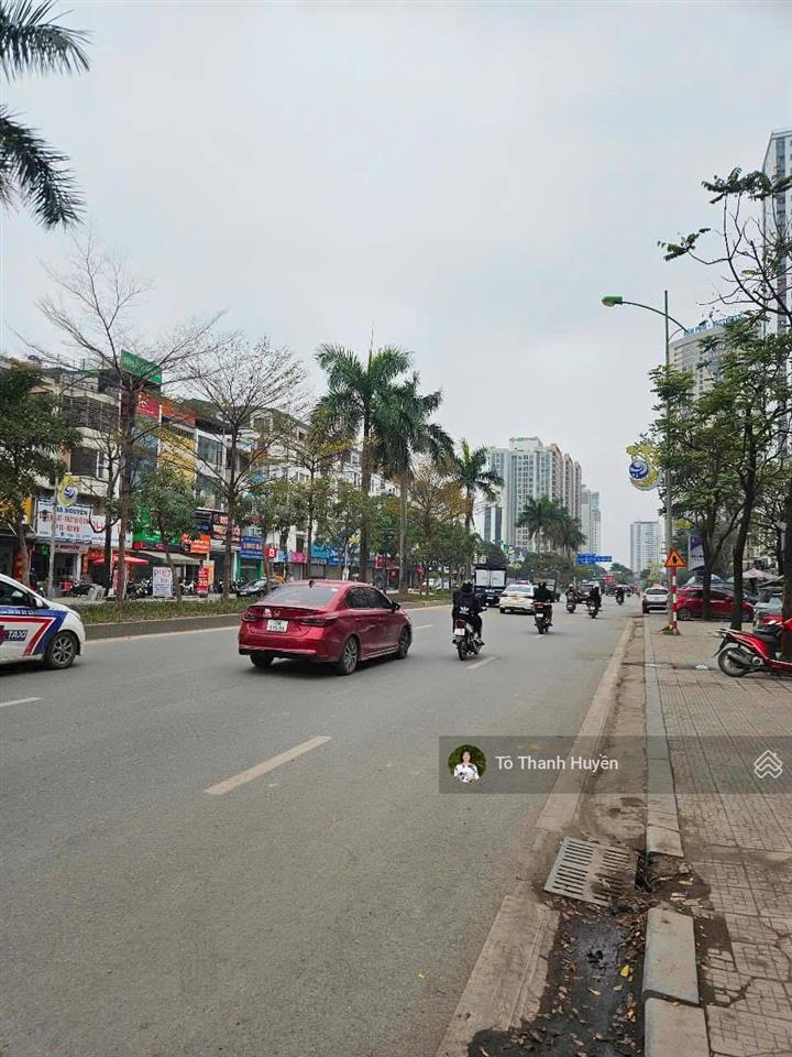 Hiếm nhà bán. nhà phố văn khê văn phú hà đông trục đường 42m diện tích 100m2x5 tầng giá nhỉnh 28 tỷ