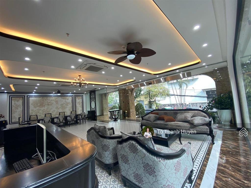 Hiếm nhà bán. nhà phố văn khê văn phú hà đông trục đường 42m diện tích 100m2x5 tầng giá nhỉnh 28 tỷ