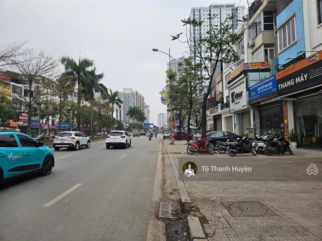 Hiếm nhà bán. nhà phố văn khê văn phú hà đông trục đường 42m diện tích 100m2x5 tầng giá nhỉnh 28 tỷ
