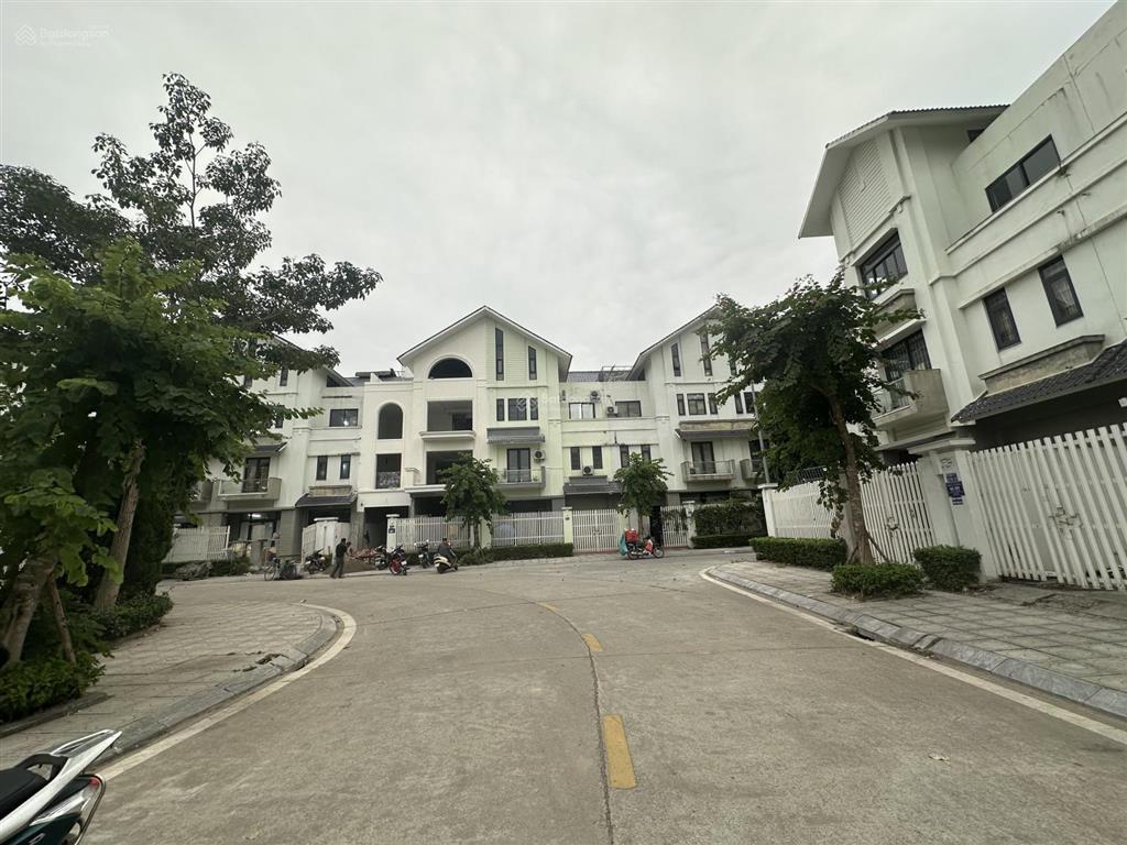 Hạ chào 5 tỷ. cần tiền bán gấp nhà vườn geleximco 160m2 giá chỉ 25 tỷ,  0378 726 ***