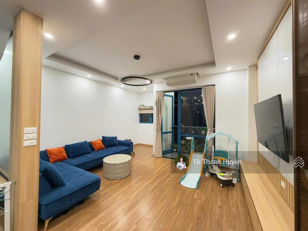 Chính chủ bán gấp liền kề dương nội 87m2, 5 tầng hoàn thiện đẹp view vườn hoa giá chỉ nhỉnh 18 tỷ