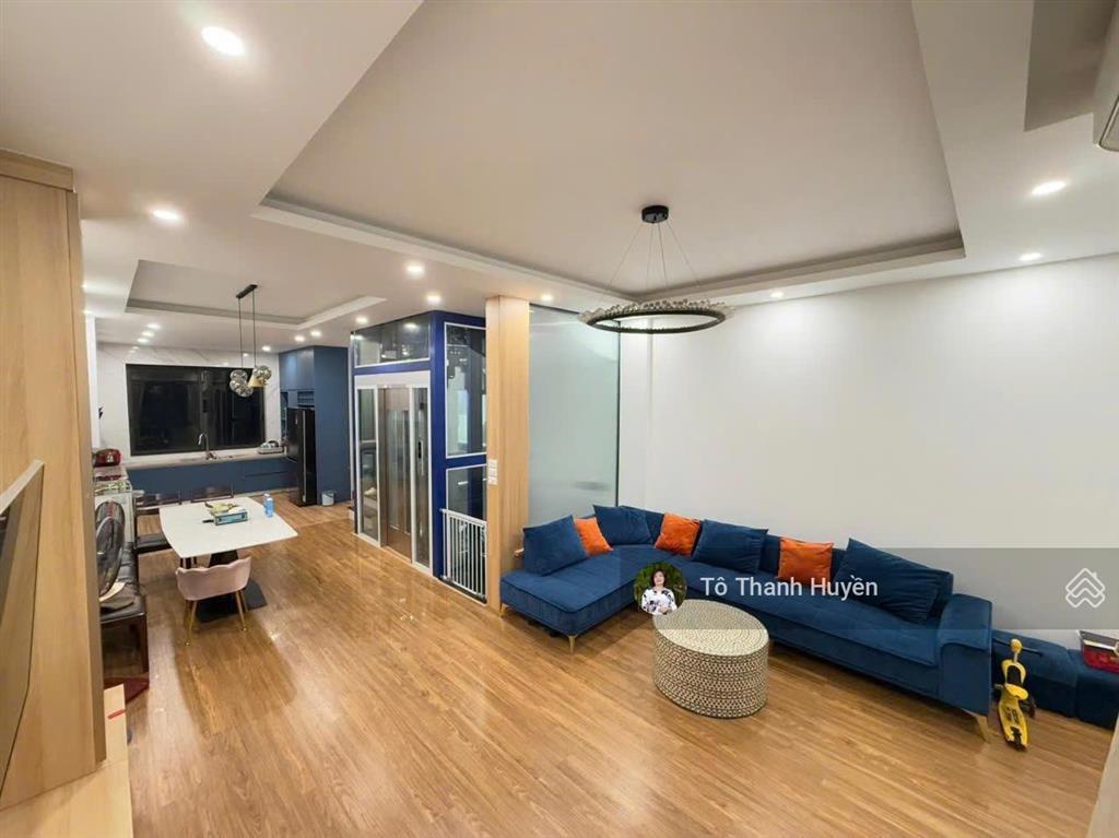 Chính chủ bán gấp liền kề dương nội 87m2, 5 tầng hoàn thiện đẹp view vườn hoa giá chỉ nhỉnh 18 tỷ