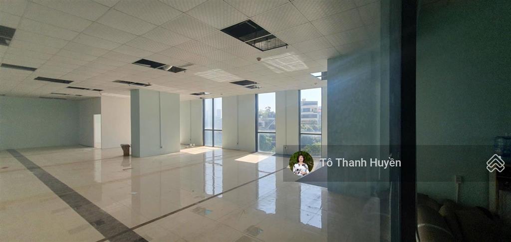 Siêu hiếm! sàn thương mại 300m2 mặt tiền 50m trục 60m kđt la khê giá chỉ 29 tỷ