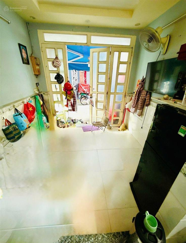 Hẻm xe hơi 4m tạ quang bửu, p.2, q.8, gần mặt tiền, hai lầu, giá 2 tỷ 98.