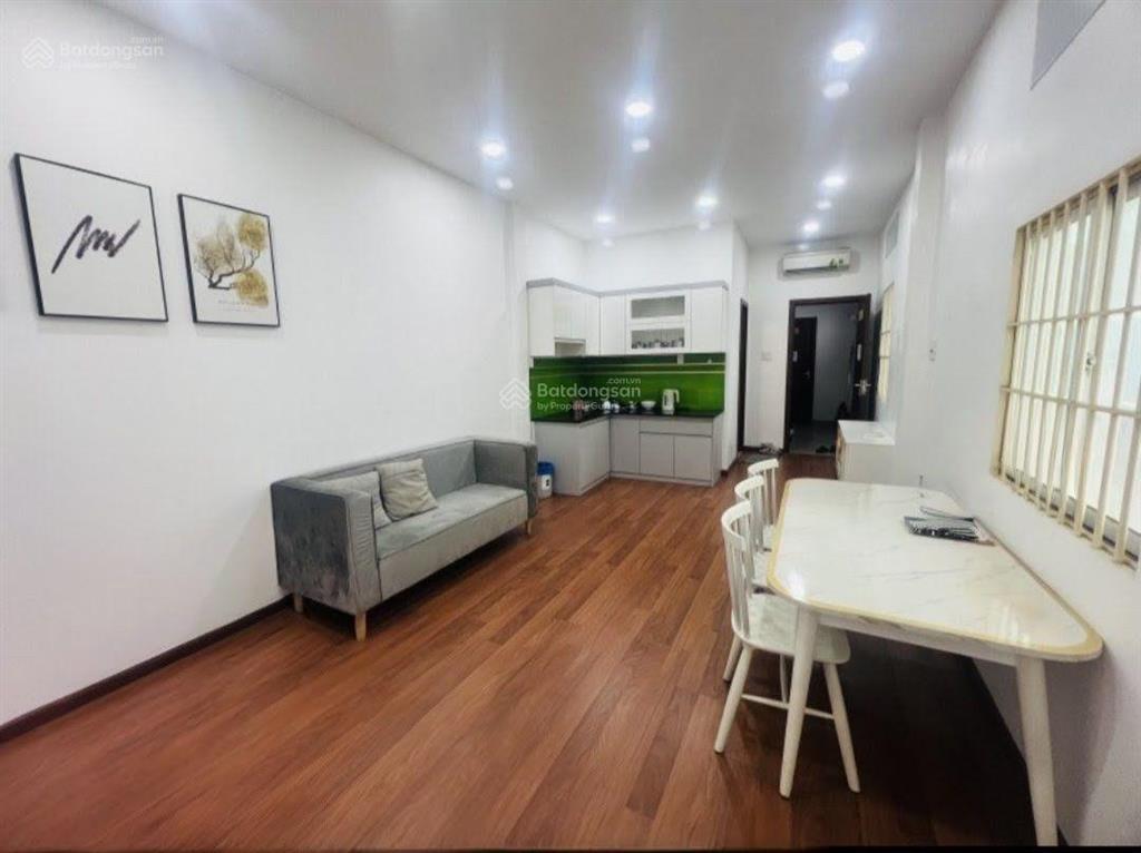 Mặt tiền kd an dương vương, p.4, q.5, dt 3,5 x 20m, 4 tầng thang máy, giá 32 tỷ.