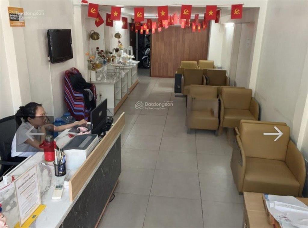 Mặt tiền kd an dương vương, p.4, q.5, dt 3,5 x 20m, 4 tầng thang máy, giá 32 tỷ.