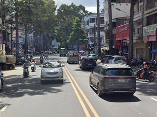 Mặt tiền kd an dương vương, p.4, q.5, dt 3,5 x 20m, 4 tầng thang máy, giá 32 tỷ.