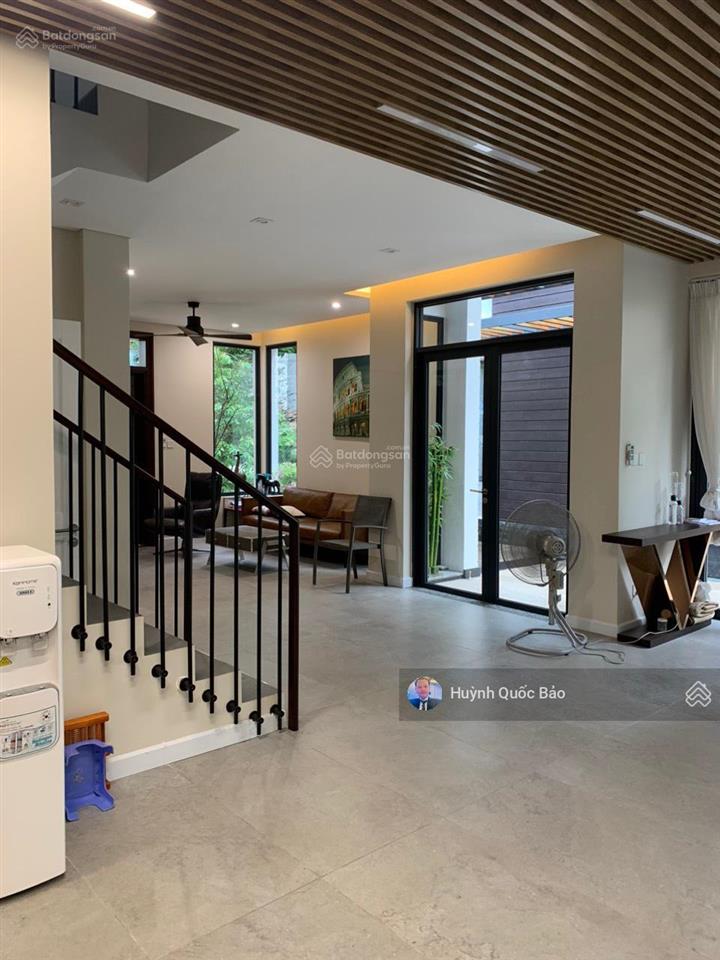 Cho thuê biệt thự song lập lucasta 1 trệt 2 lầu, diện tích 10x18m, 245m2 sử dụng, cho thuê 30tr/th