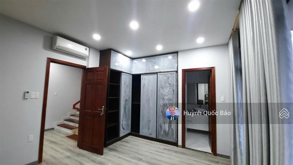 Cho thuê biệt thự song lập f6 lucasta villa  phú hữu, thủ đức  giá 32 triệu/tháng