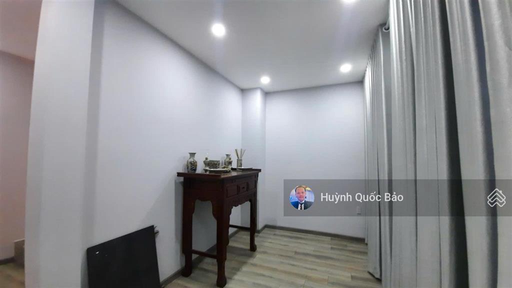 Cho thuê biệt thự song lập f6 lucasta villa  phú hữu, thủ đức  giá 32 triệu/tháng