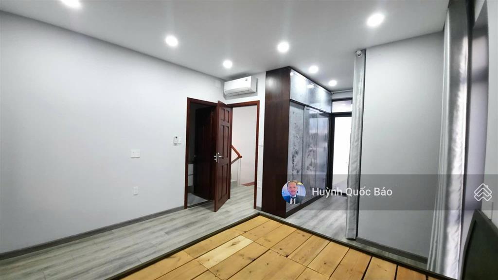 Cho thuê biệt thự song lập f6 lucasta villa  phú hữu, thủ đức  giá 32 triệu/tháng